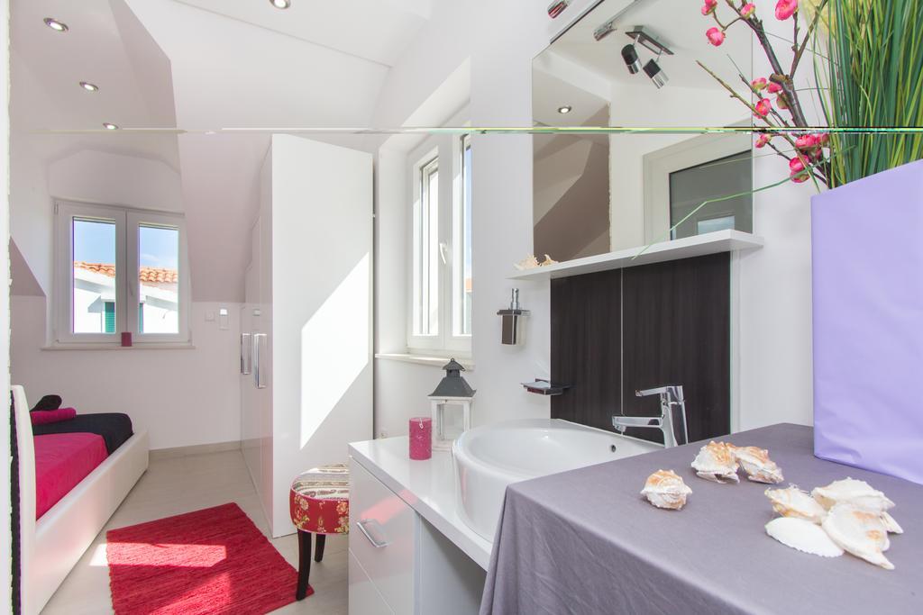 Holiday Home Primabella Primosten Bagian luar foto