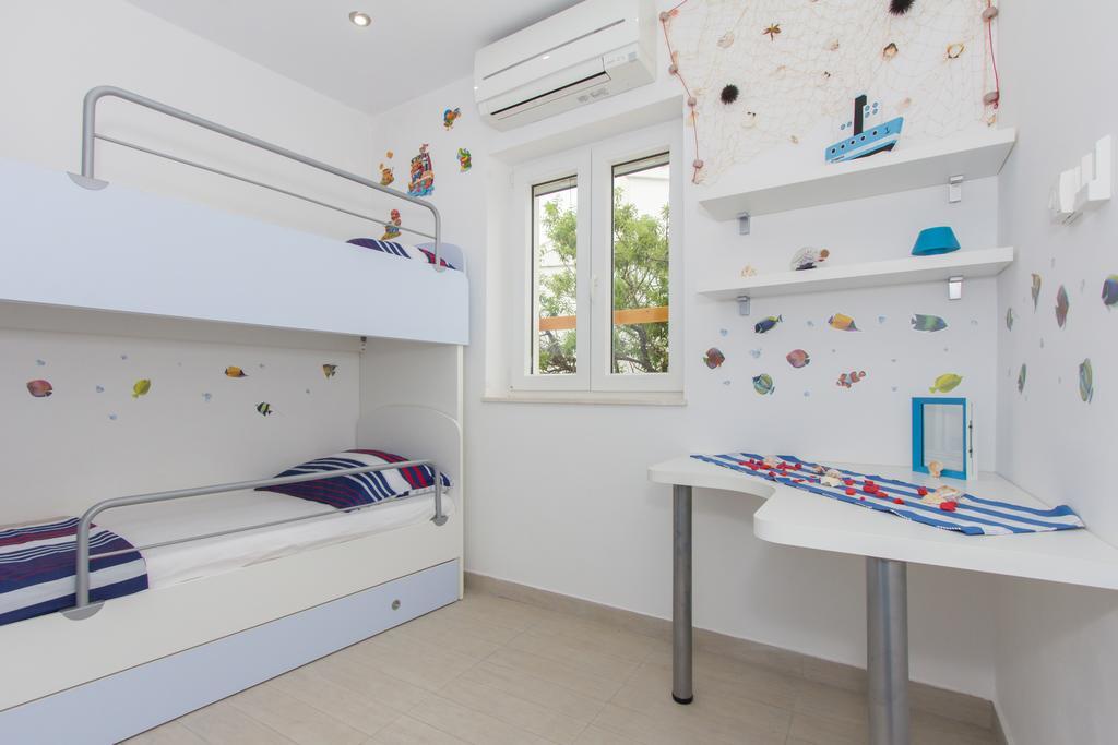 Holiday Home Primabella Primosten Bagian luar foto