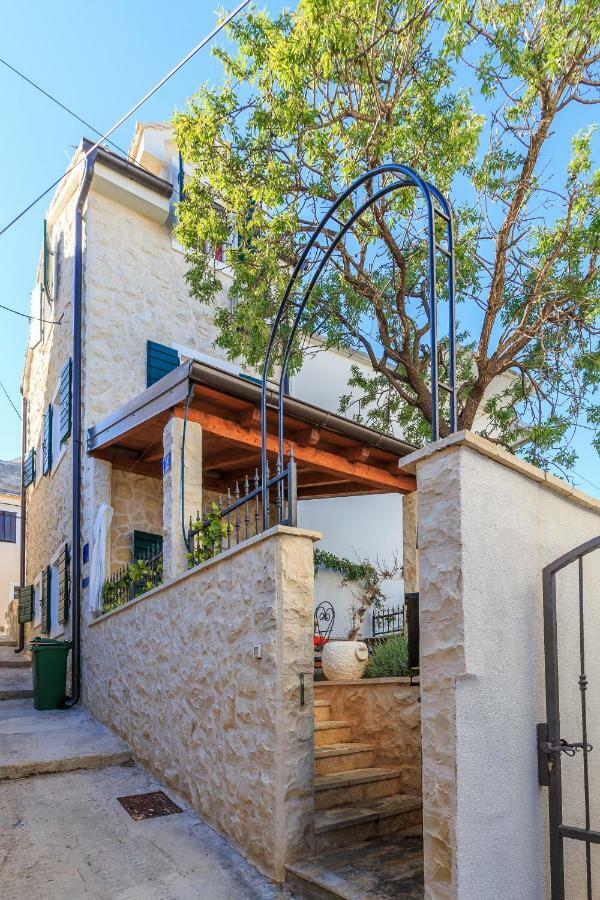 Holiday Home Primabella Primosten Bagian luar foto